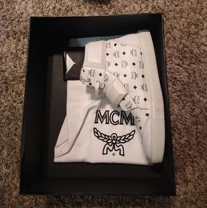 Sit in original box in my closet